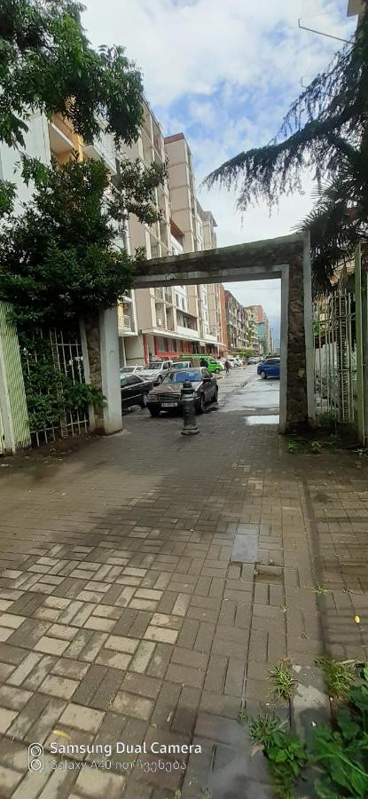 Ferienwohnung Parkside Apartament Batumi Exterior foto